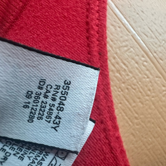 Victoria's Secret Red Cotton Thong Vintage 2016 - Picture 4 of 4